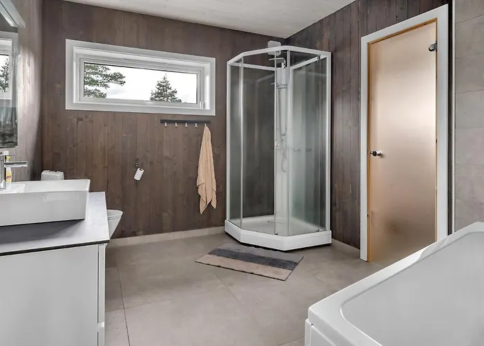 Modern At Bortelid * Tjaldal